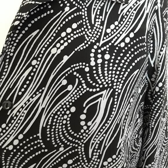 Notations Button Up Top with Attached Tank - Picture 5 of 9